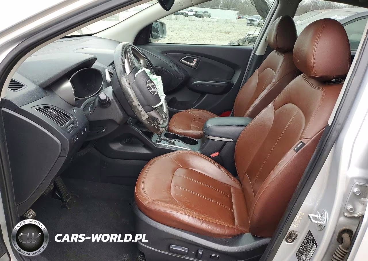 2011 Hyundai Tucson Limited VIN:KM8JU3AC6BU282090 - 7
