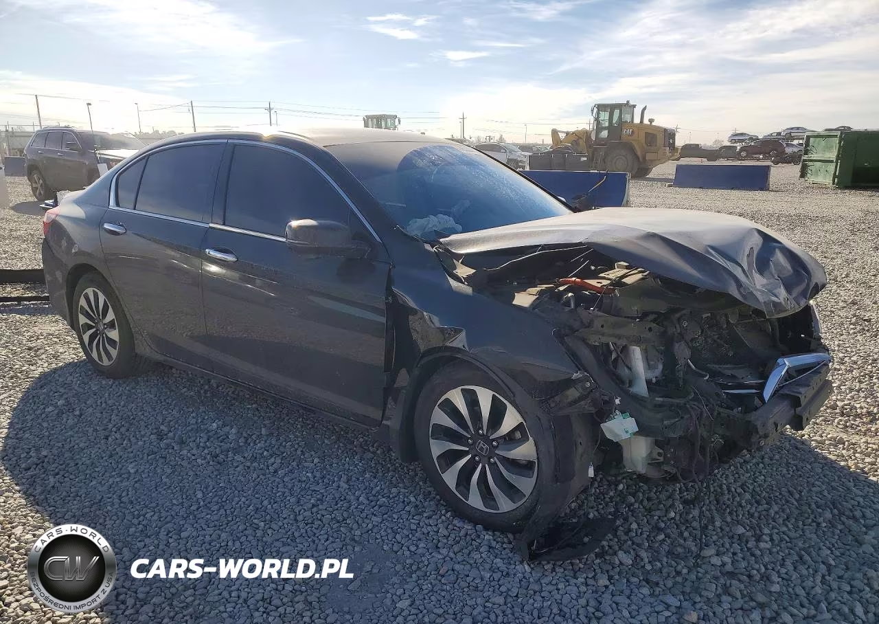 2017 Honda Accord Hybrid VIN:JHMCR6F37HC018382 - 4