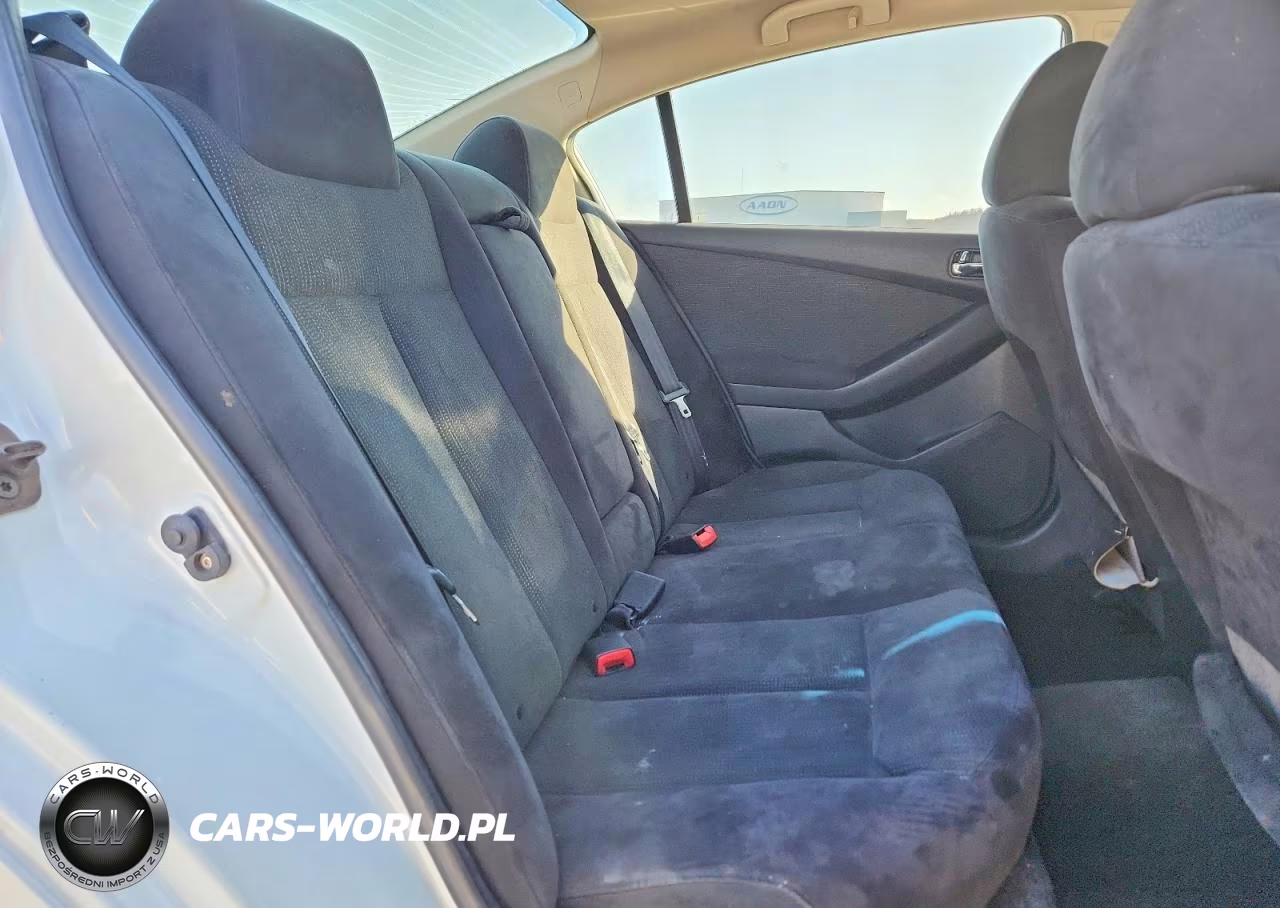 2010 Nissan Altima Base VIN:1N4AL2AP0AN450809 - 10