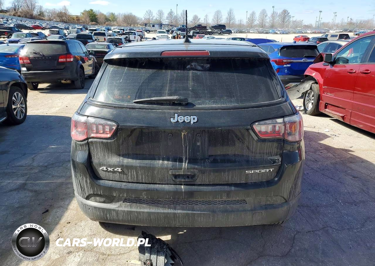 2018 Jeep Compass Sport VIN:3C4NJDAB1JT104317 - 6