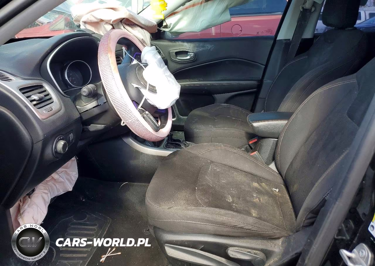 2018 Jeep Compass Sport VIN:3C4NJDAB1JT104317 - 7