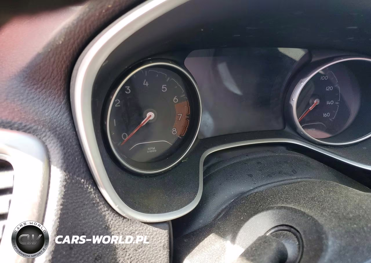 2018 Jeep Compass Sport VIN:3C4NJDAB1JT104317 - 9