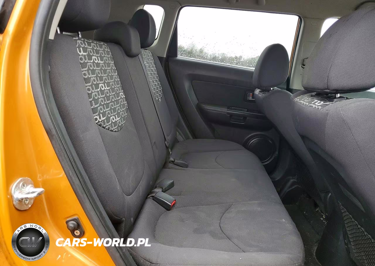 2011 Kia Soul + VIN:KNDJT2A28B7316957 - 10