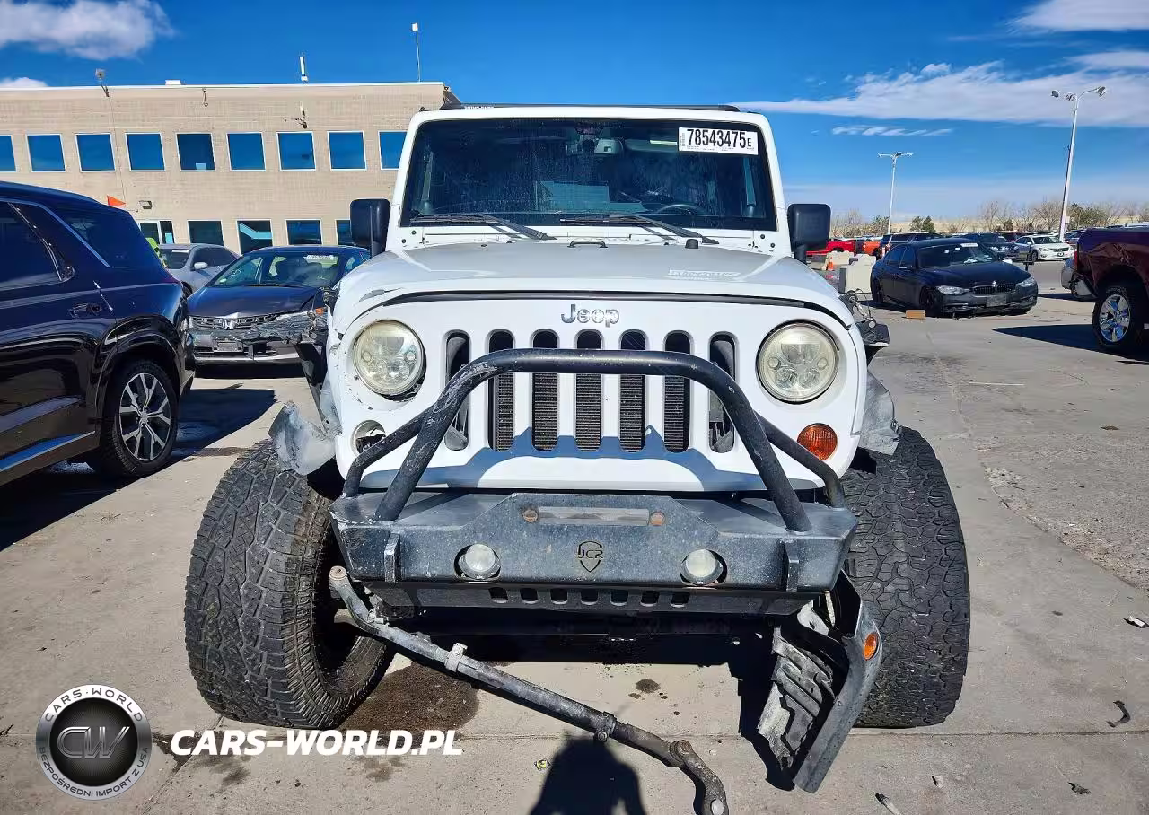2013 Jeep Wrangler Rubicon VIN:1C4BJWCG6DL569313 - 5