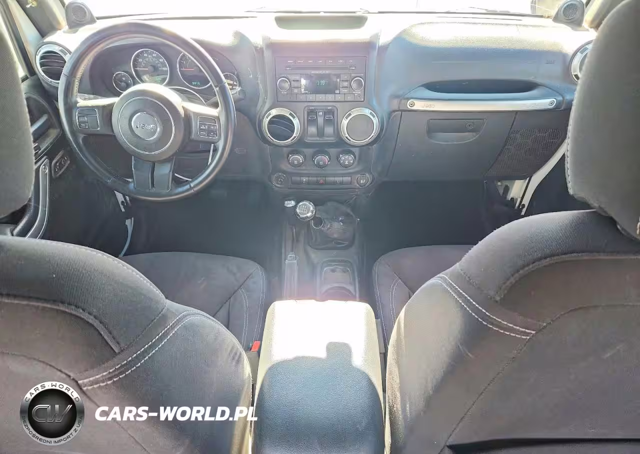 2013 Jeep Wrangler Rubicon VIN:1C4BJWCG6DL569313 - 8