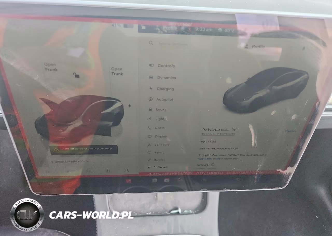 2022 Tesla Model Y VIN:7SAYGDEF3NF547925 - 9