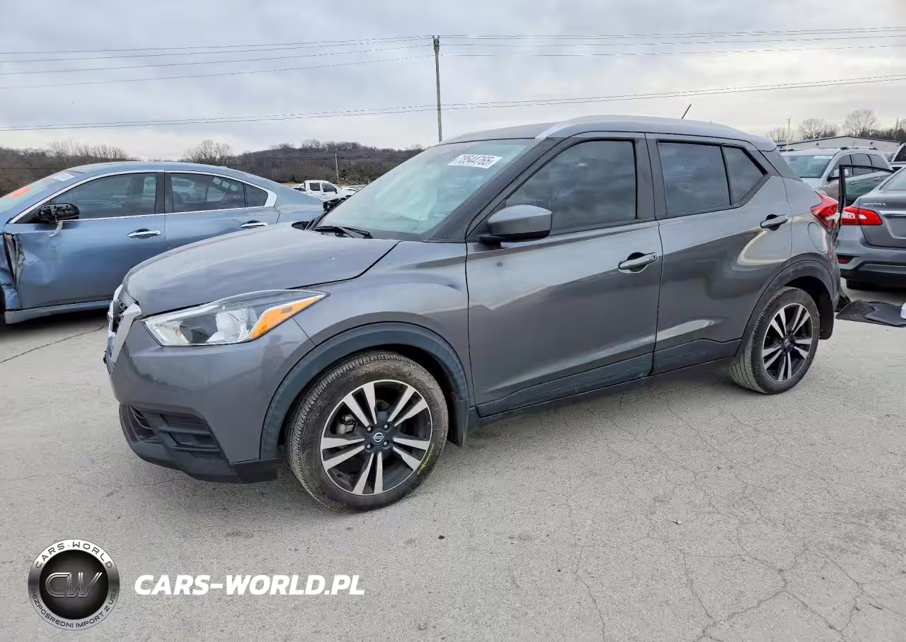 2020 Nissan Kicks Sv
