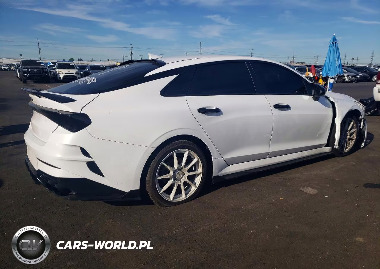 2023 Kia K5 Gt Line VIN:5XXG64J28PG179725 - 3