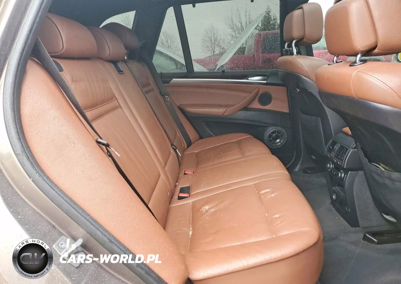 2011 BMW X5 xDrive35D VIN:5UXZW0C57BL656595 - 11