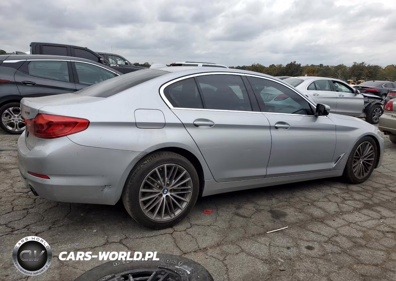 2019 BMW 530 Xi VIN:WBAJA7C5XKG910084 - 3