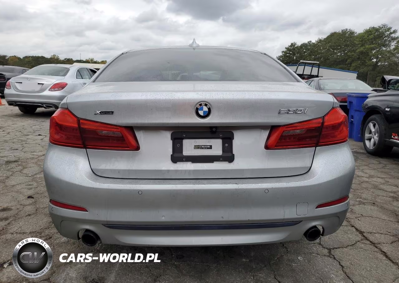 2019 BMW 530 Xi VIN:WBAJA7C5XKG910084 - 6