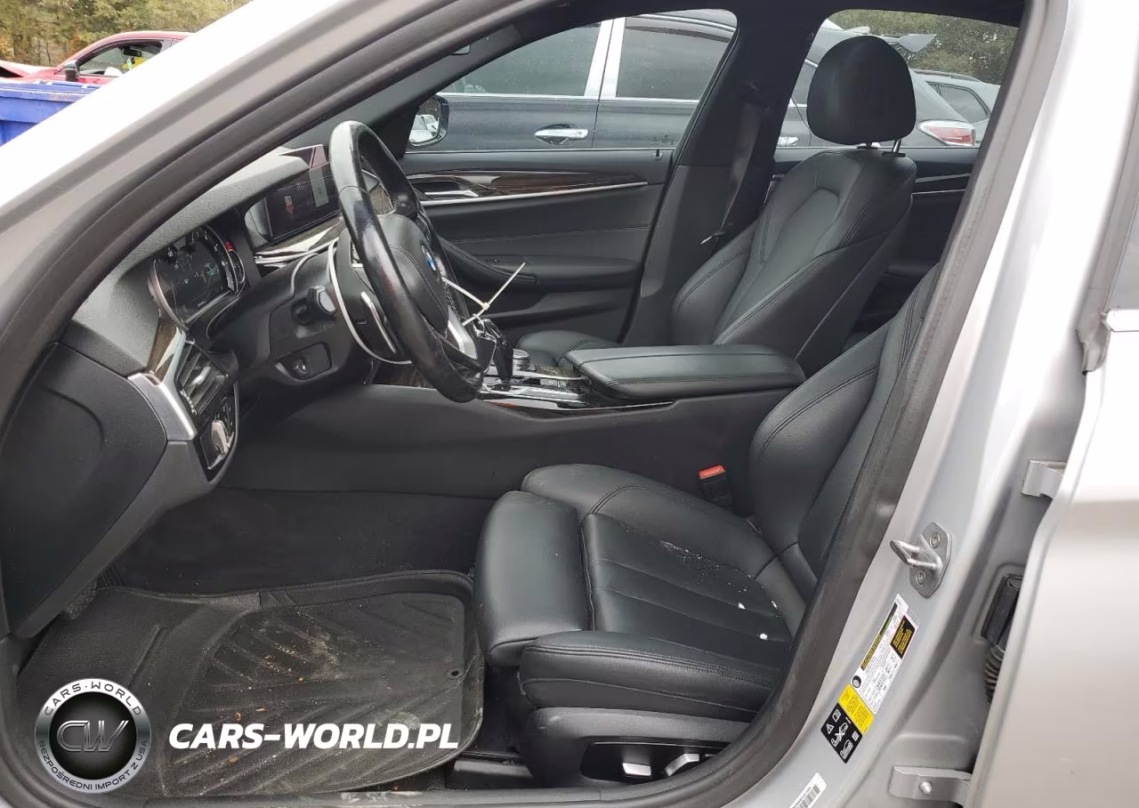 2019 BMW 530 Xi VIN:WBAJA7C5XKG910084 - 7