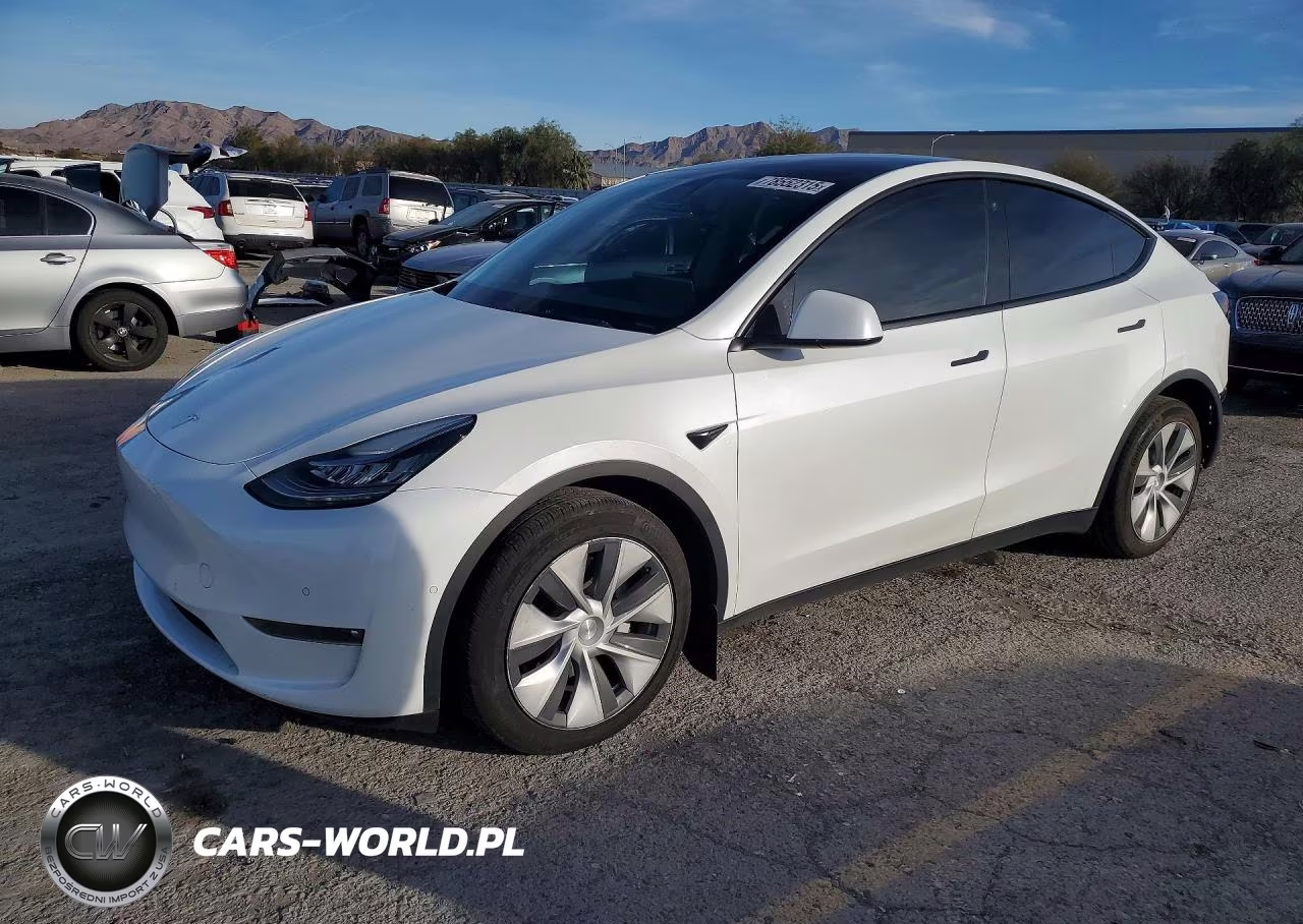 2022 Tesla Model Y VIN:7SAYGAEE0NF339751 - 1