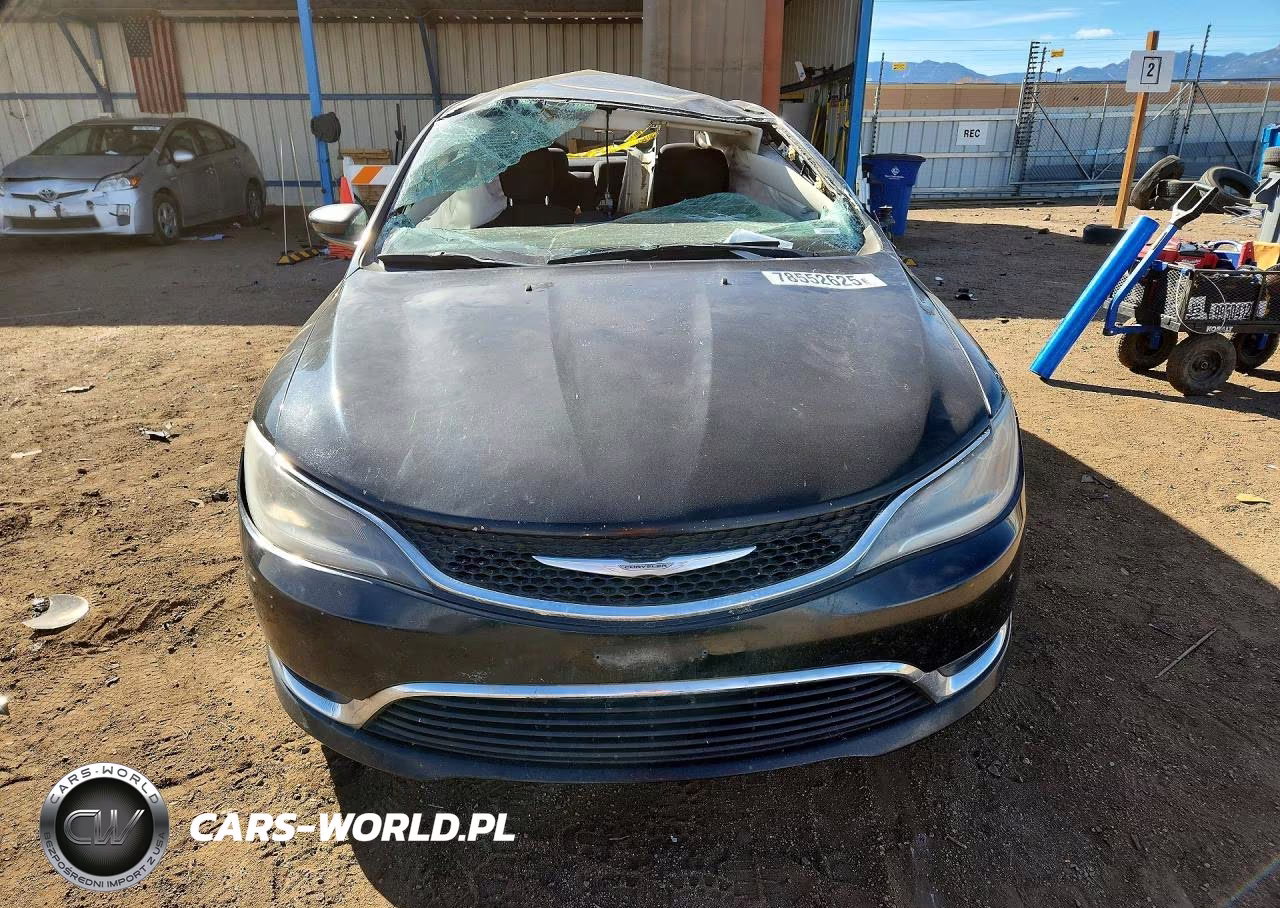 2015 Chrysler 200 Limited VIN:1C3CCCAB6FN602326 - 5