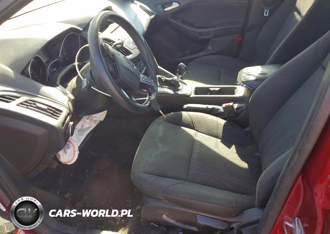 2017 Ford Focus Se VIN:1FADP3FE6HL301843 - 7