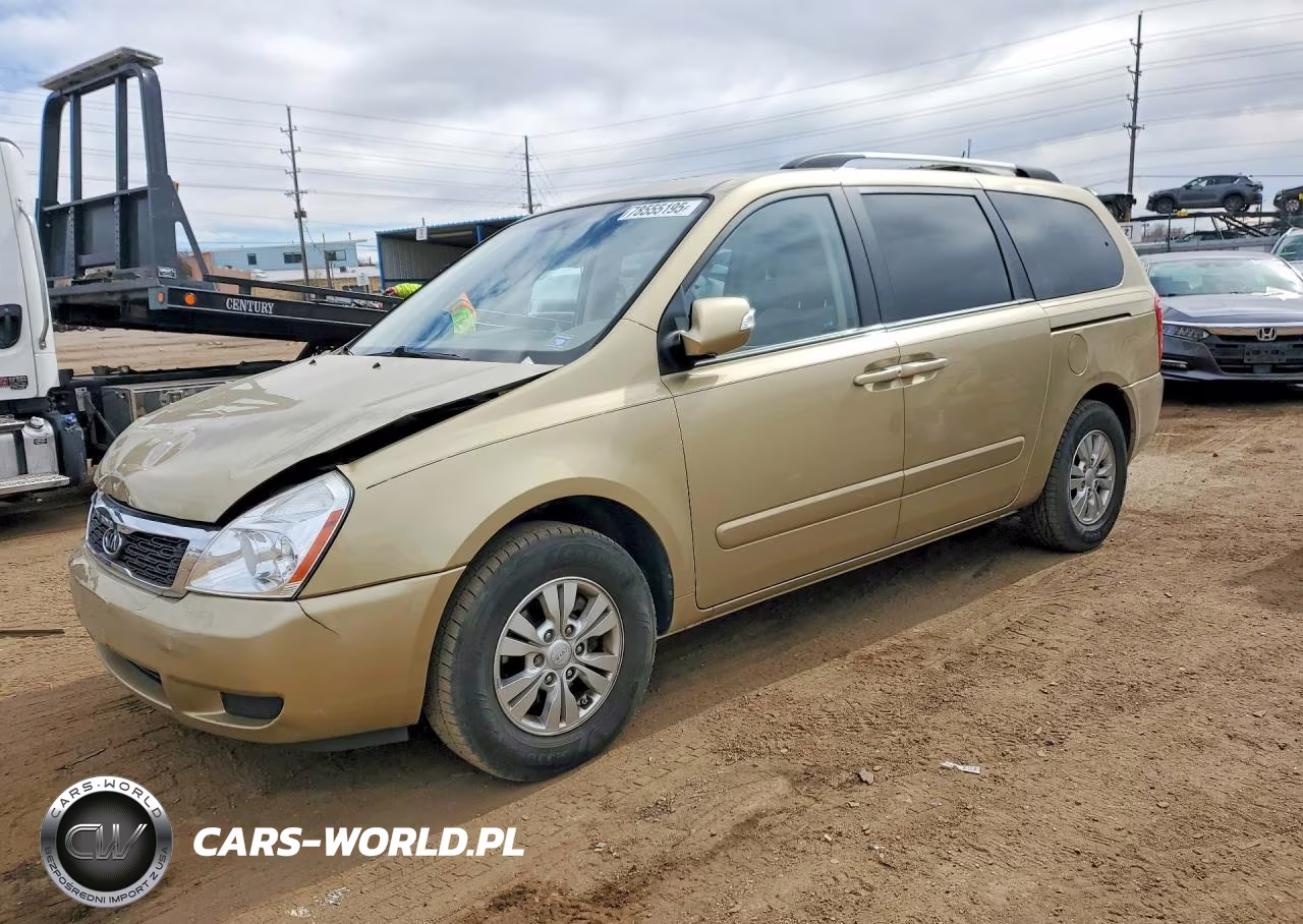 2011 Kia Sedona Lx