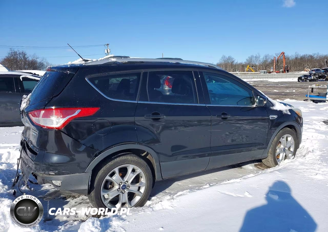 2016 Ford Escape Titanium VIN:1FMCU9J9XGUA79369 - 3