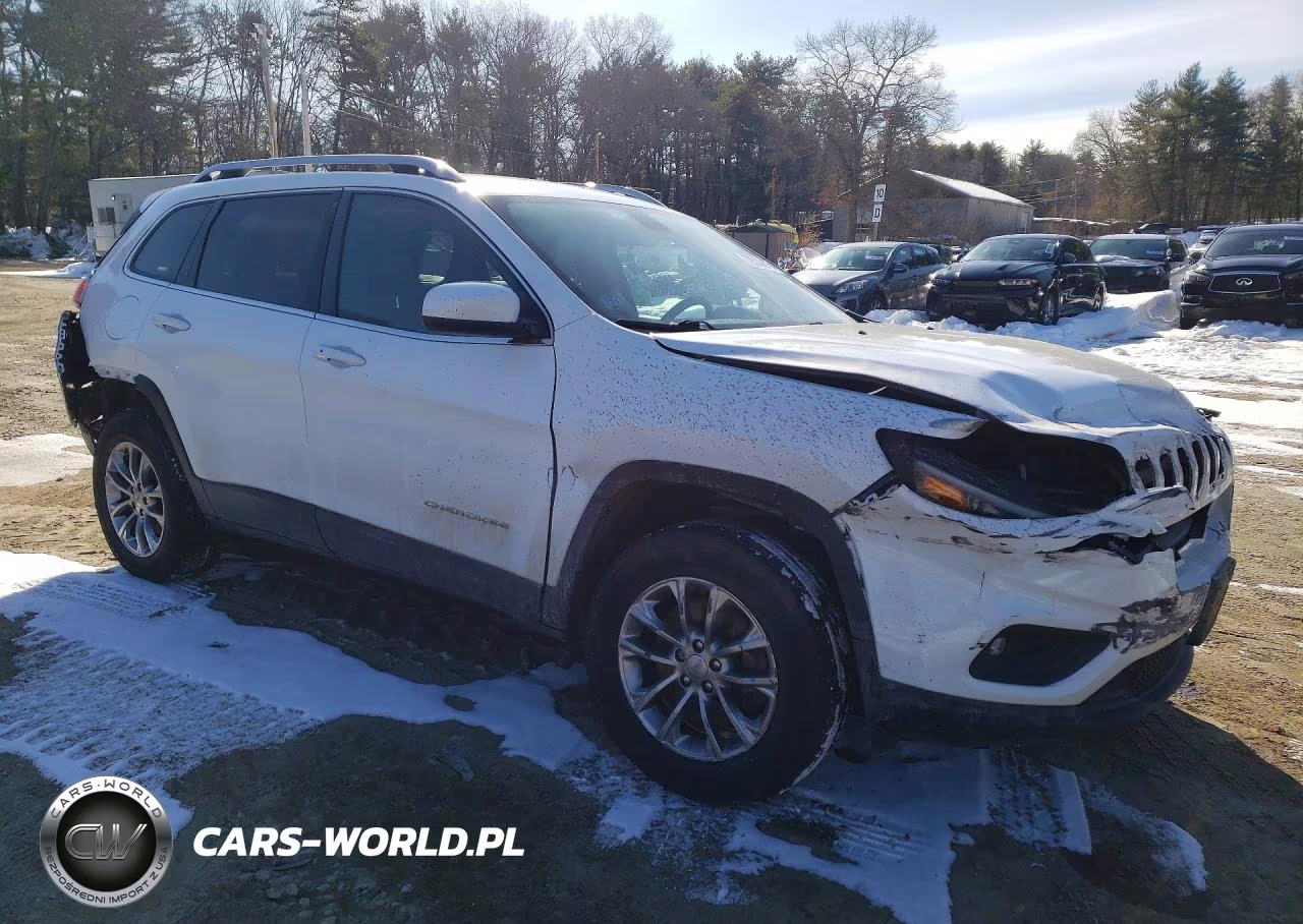 2019 Jeep Cherokee Latitude Plus VIN:1C4PJMLB7KD191430 - 4