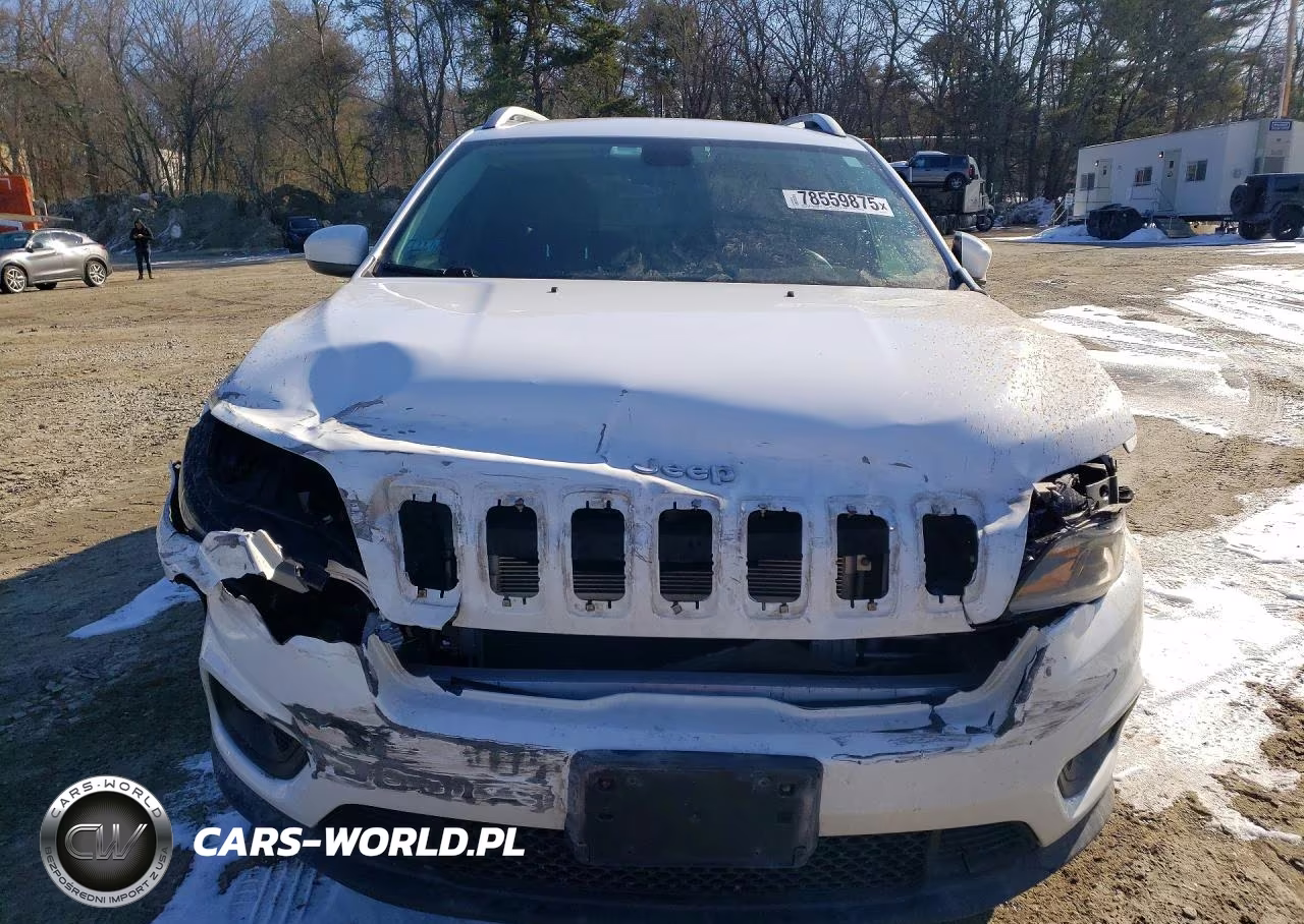 2019 Jeep Cherokee Latitude Plus VIN:1C4PJMLB7KD191430 - 5