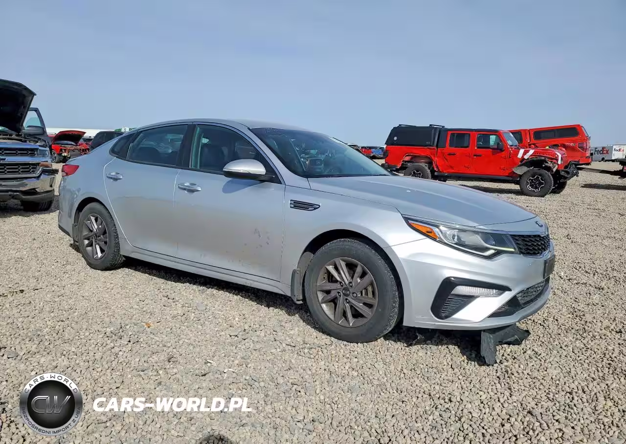 2020 Kia Optima Lx VIN:5XXGT4L3XLG402081 - 4