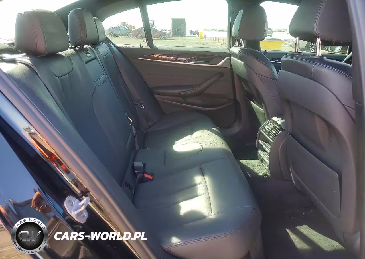 2018 BMW 530E VIN:WBAJA9C50JB252492 - 10