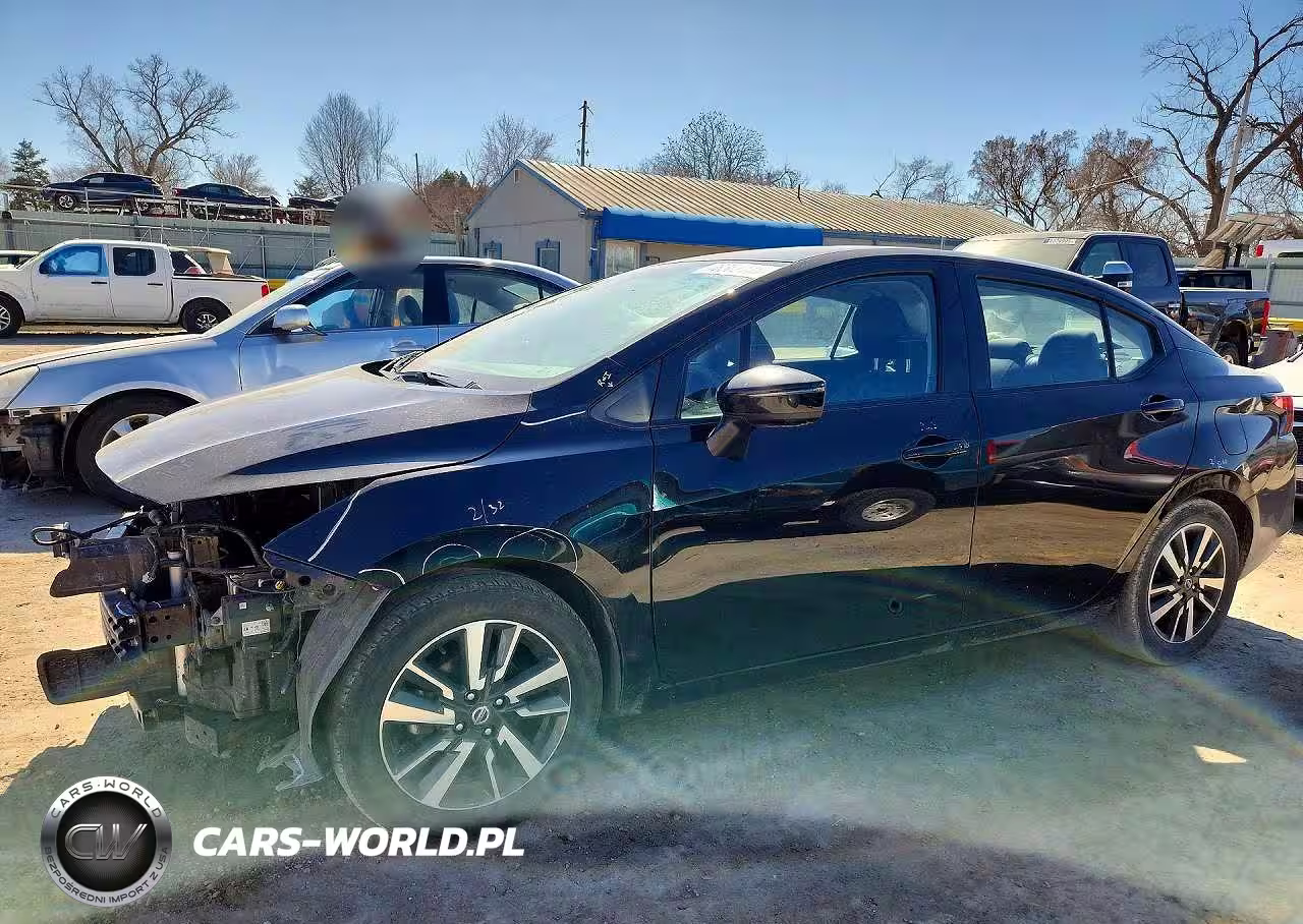 2021 Nissan Versa Sv