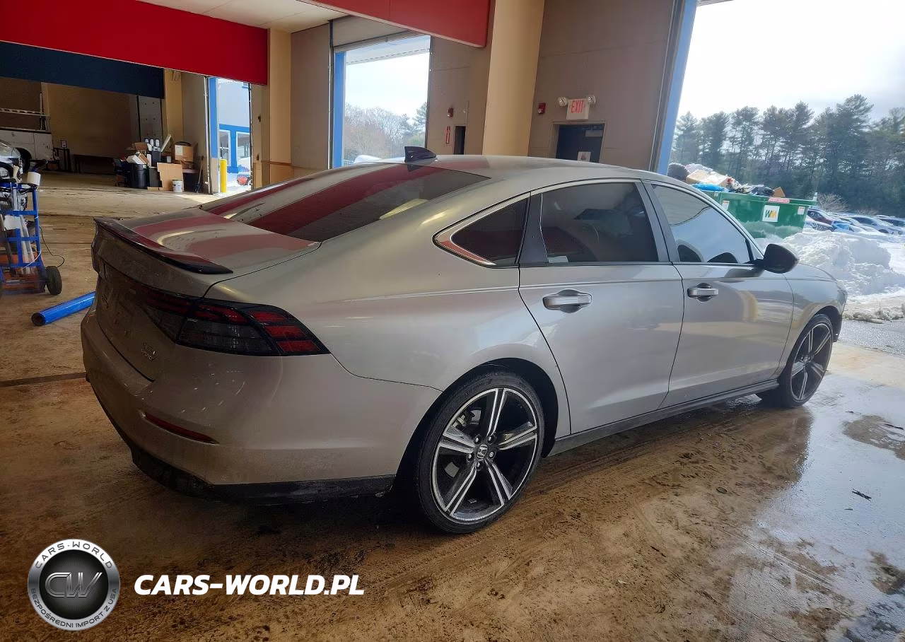 2025 Honda Accord Hybrid Sport VIN:1HGCY2F5XSA079387 - 3