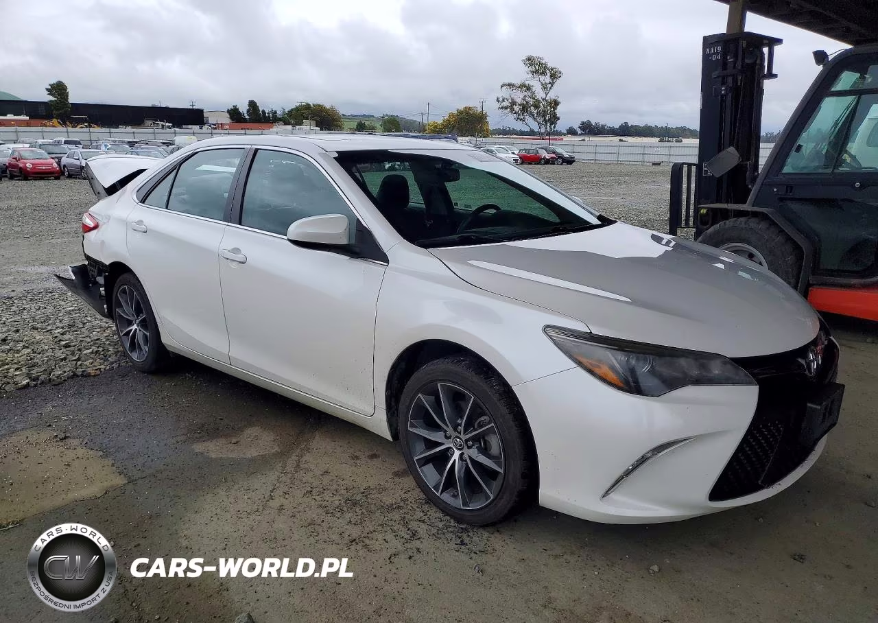 2017 Toyota Camry Xse V6 VIN:4T1BK1FK9HU581354 - 4