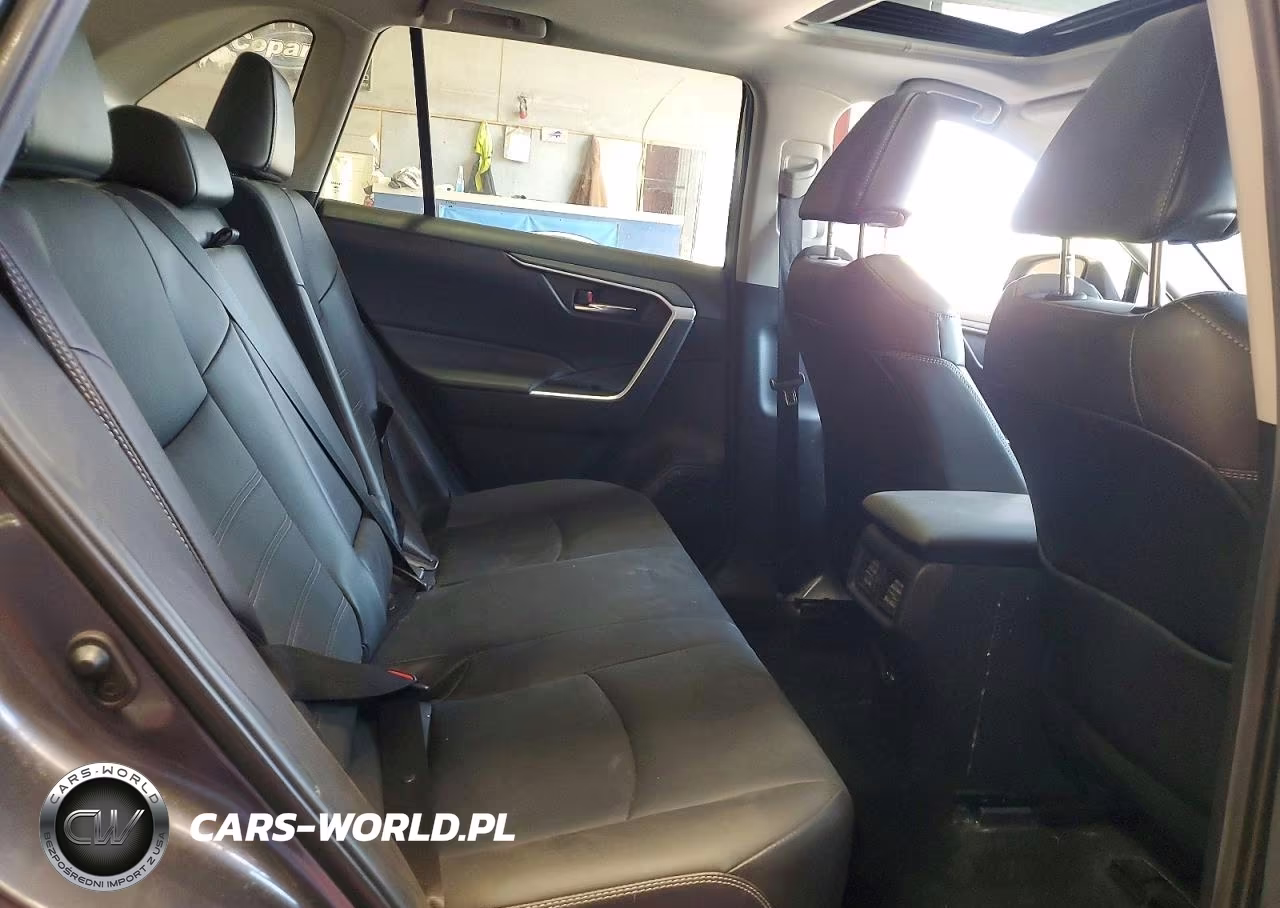2022 Toyota Rav4 Xle Premium VIN:2T3A1RFV0NC311702 - 11