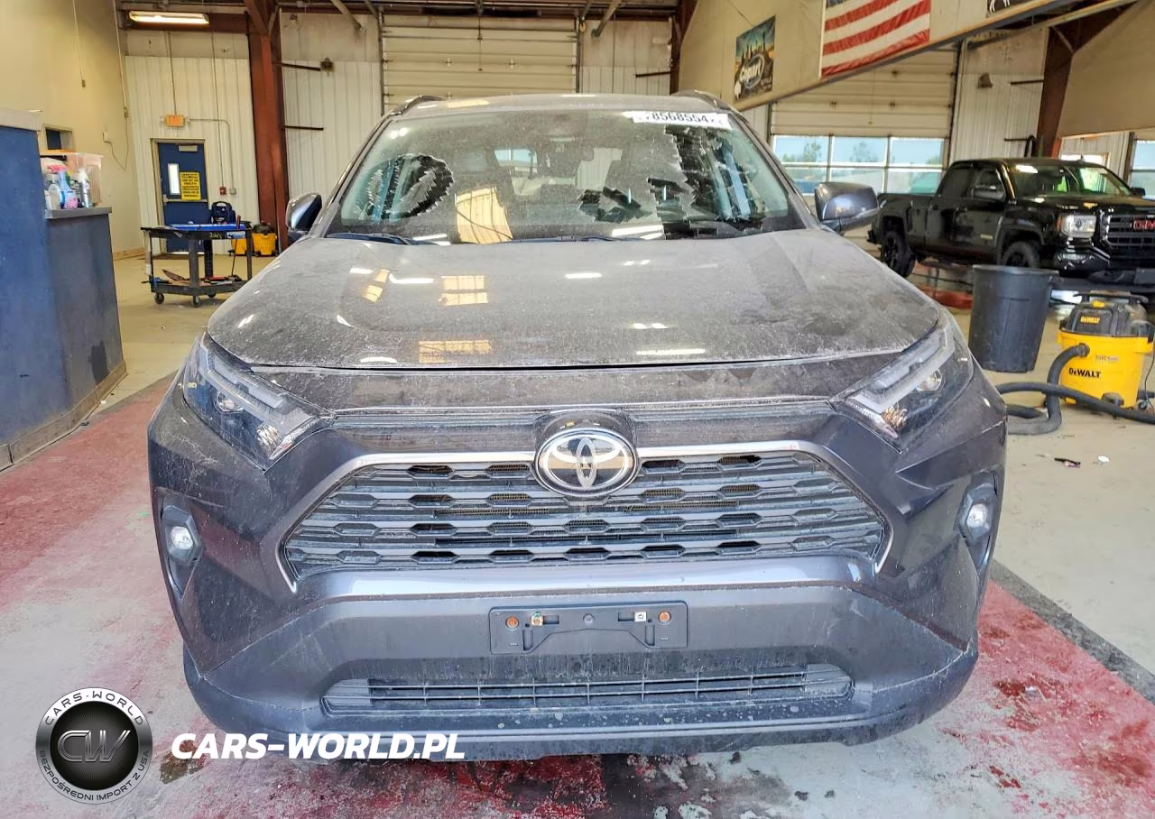 2022 Toyota Rav4 Xle Premium VIN:2T3A1RFV0NC311702 - 5