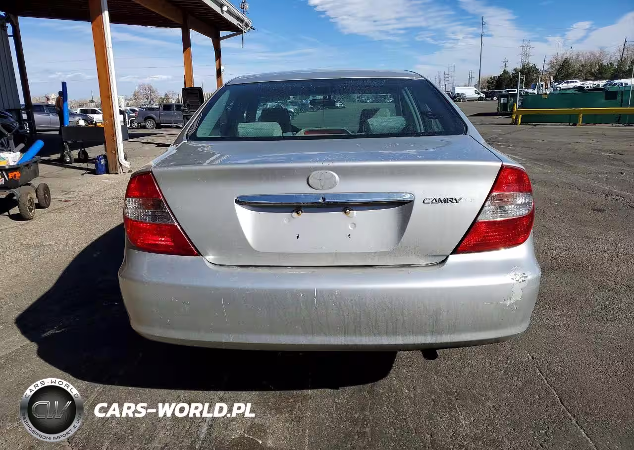 2002 Toyota Camry Le VIN:4T1BE32KX2U087388 - 6