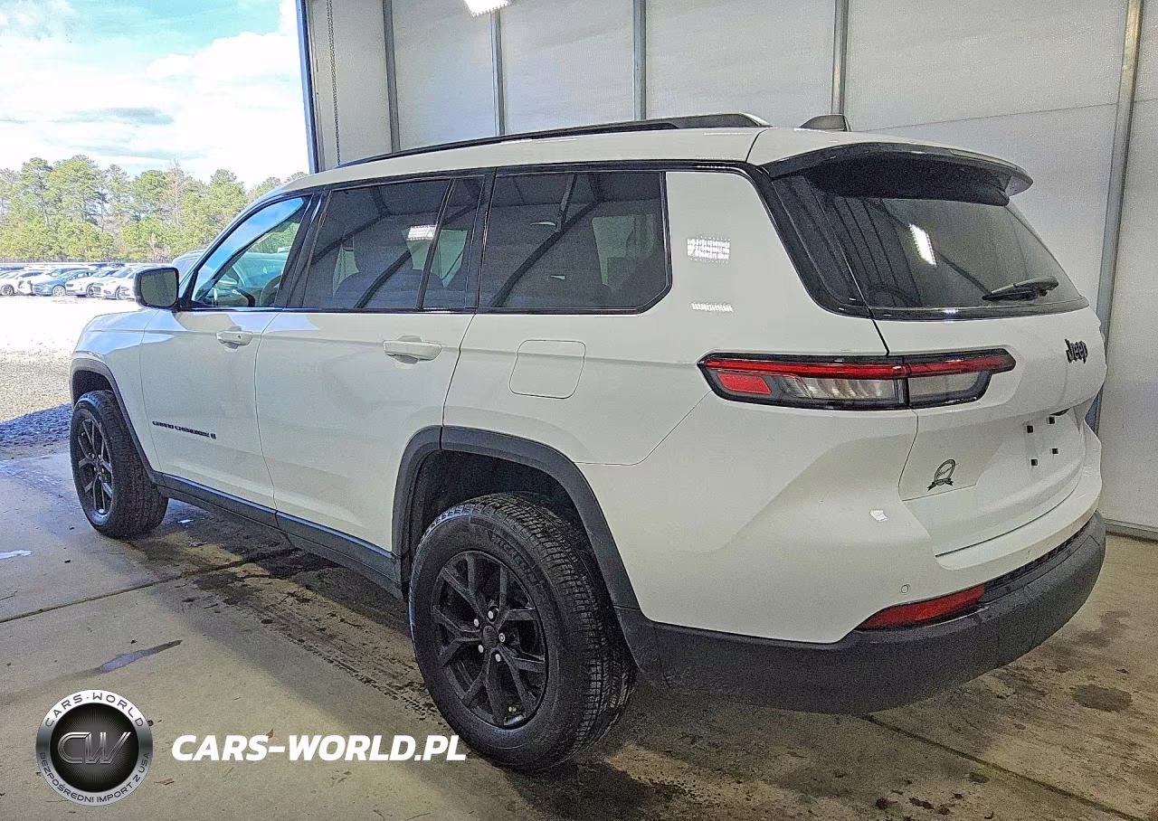 2025 Jeep Grand Cherokee L Laredo VIN:1C4RJJAGXS8643000 - 2