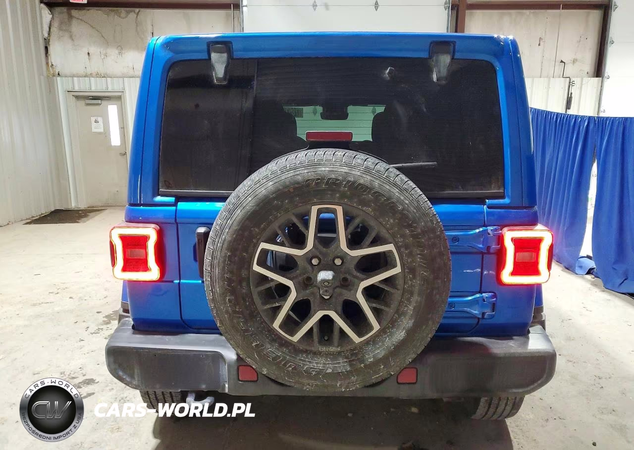 2024 Jeep Wrangler Sahara VIN:1C4PJXEG2RW253633 - 6