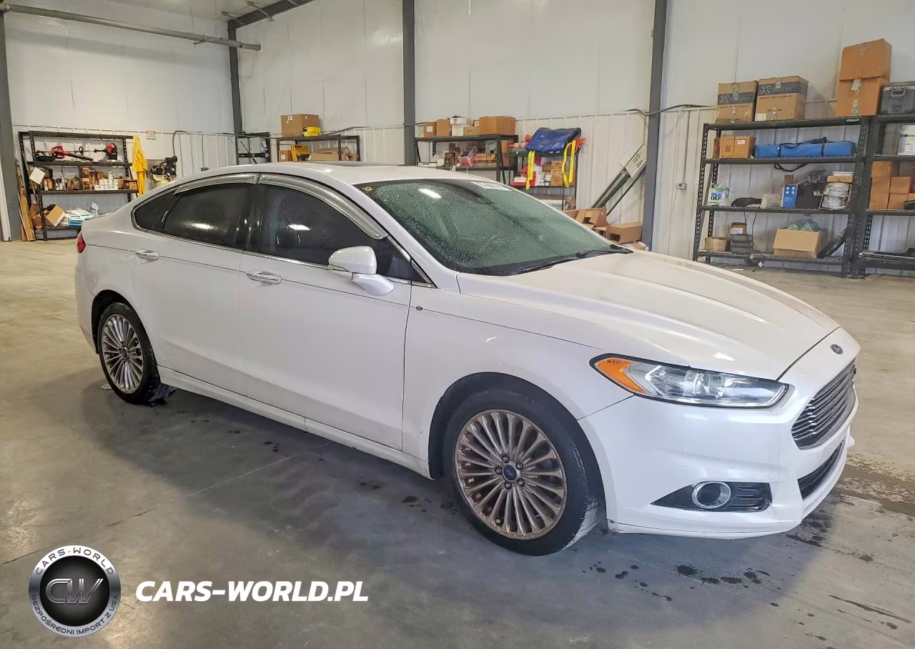 2016 Ford Fusion Titanium VIN:3FA6P0K92GR130878 - 4