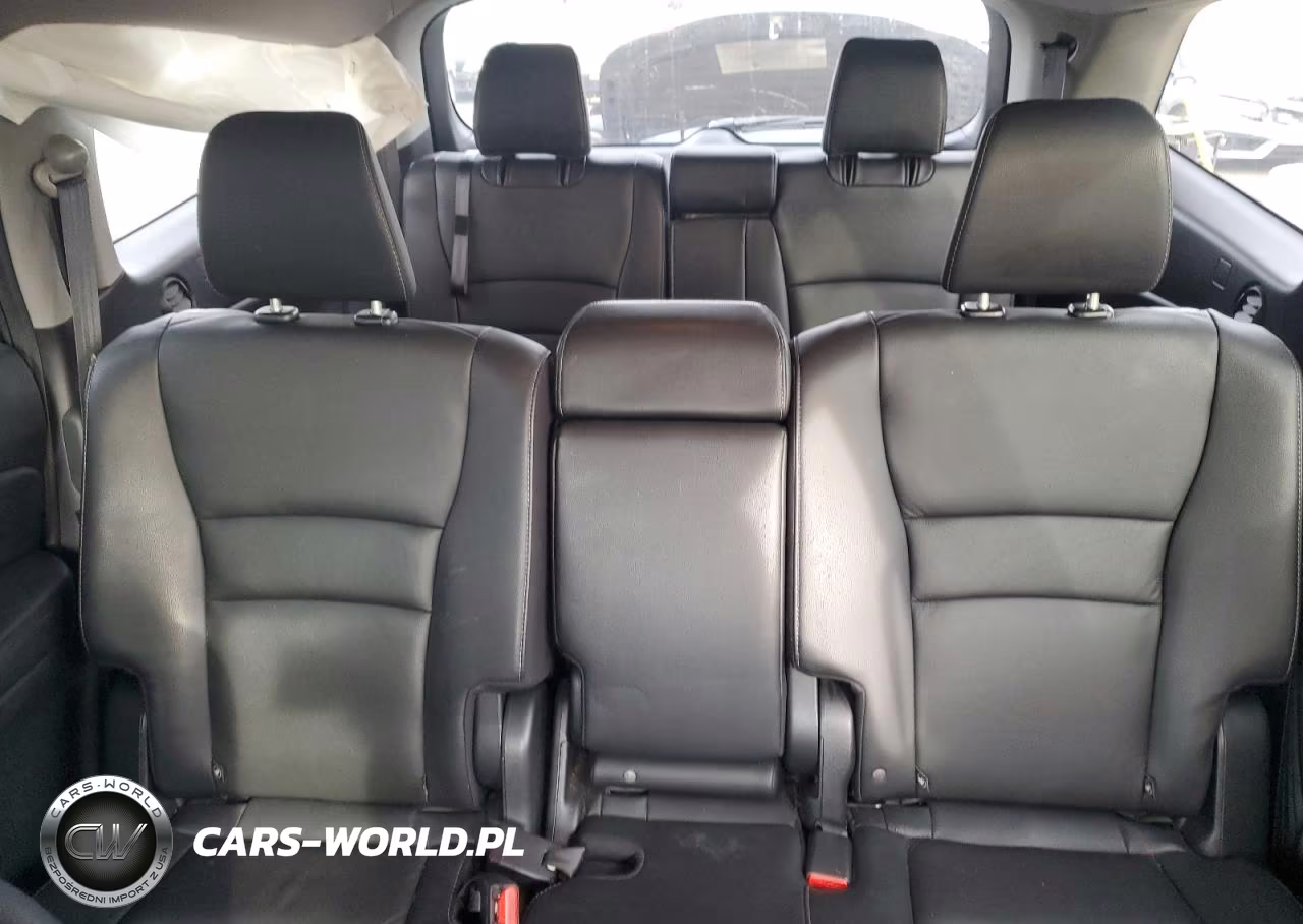 2019 Honda Pilot Touring VIN:5FNYF6H96KB087429 - 10