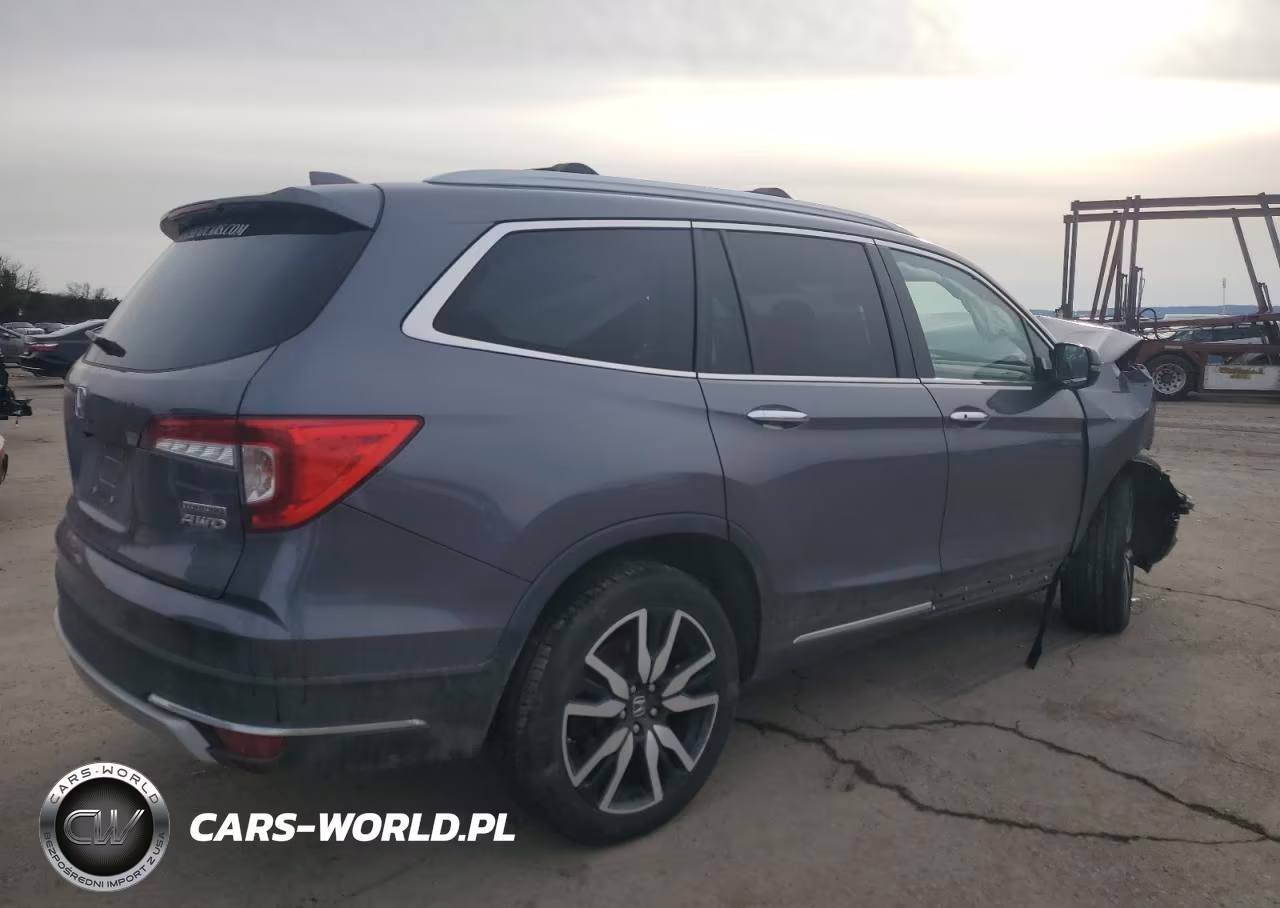 2019 Honda Pilot Touring VIN:5FNYF6H96KB087429 - 3