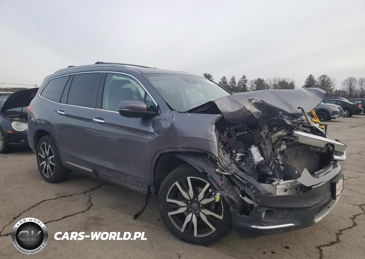 2019 Honda Pilot Touring VIN:5FNYF6H96KB087429 - 4