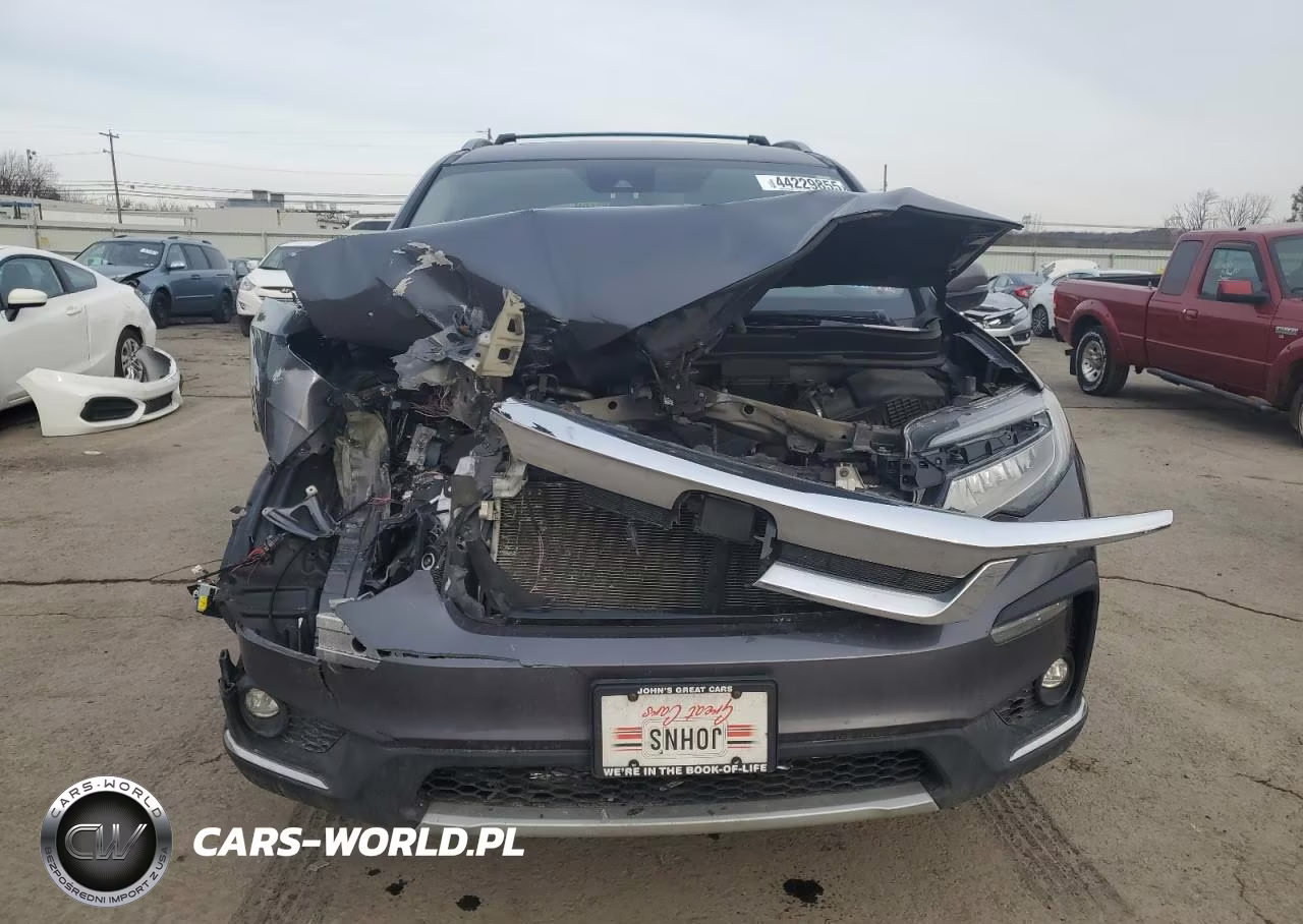 2019 Honda Pilot Touring VIN:5FNYF6H96KB087429 - 5
