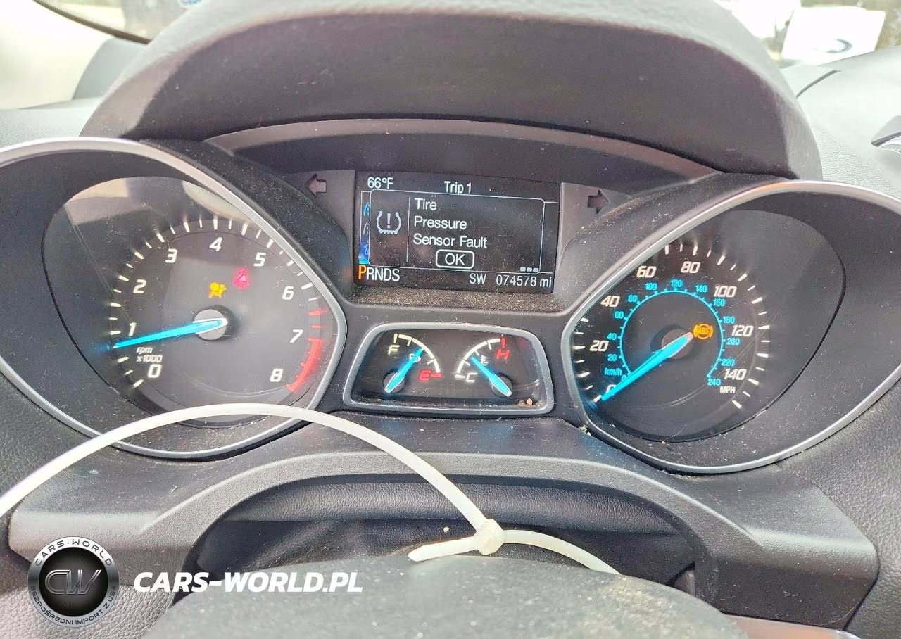 2016 Ford Escape Se VIN:1FMCU0GX3GUB83462 - 9