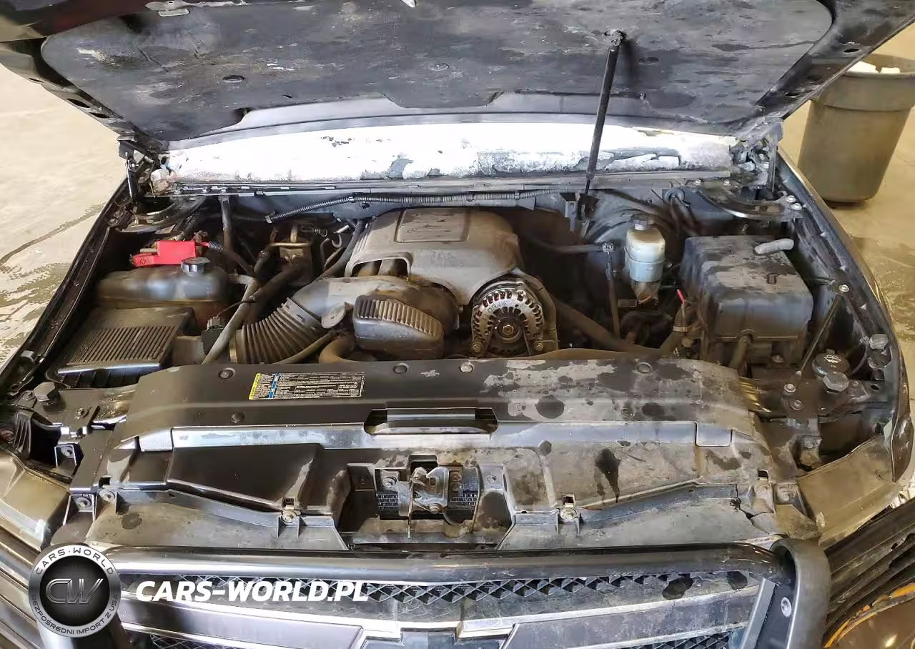2010 Chevrolet Suburban C1500 Ls VIN:1GNUCHE09AR154002 - 12
