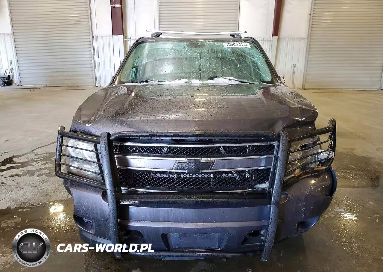 2010 Chevrolet Suburban C1500 Ls VIN:1GNUCHE09AR154002 - 5