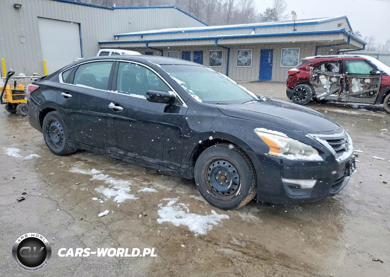 2014 Nissan Altima VIN:1N4AL3AP9EN253682 - 4