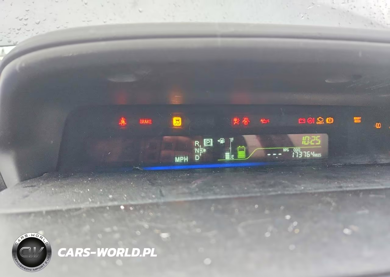 2012 Toyota Prius V VIN:JTDZN3EU1C3127154 - 9