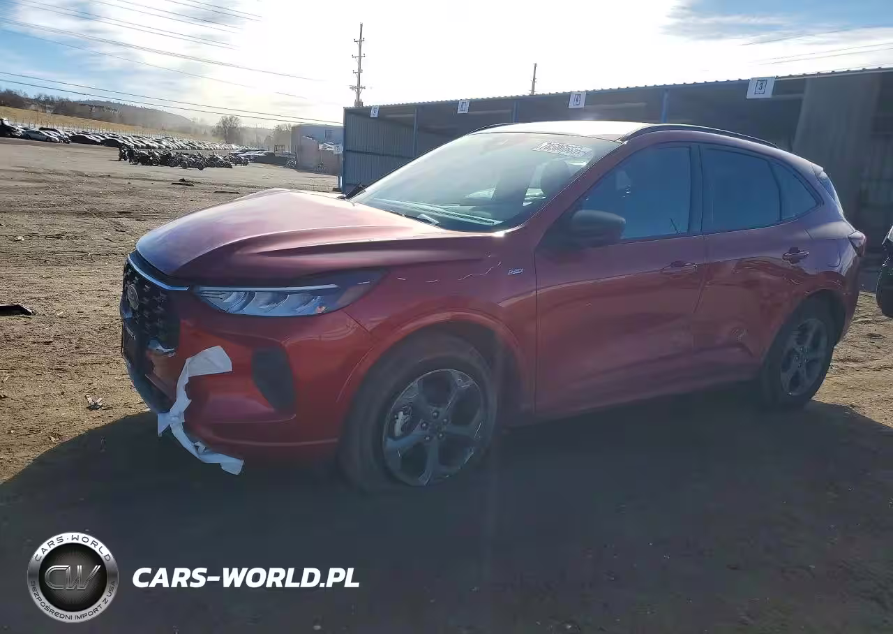 2024 Ford Escape St Line