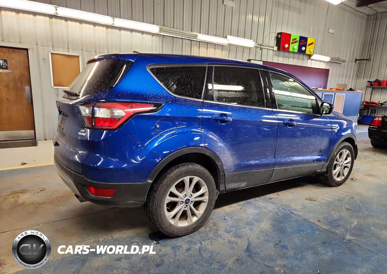 2017 Ford Escape Se VIN:1FMCU0GDXHUD77669 - 3