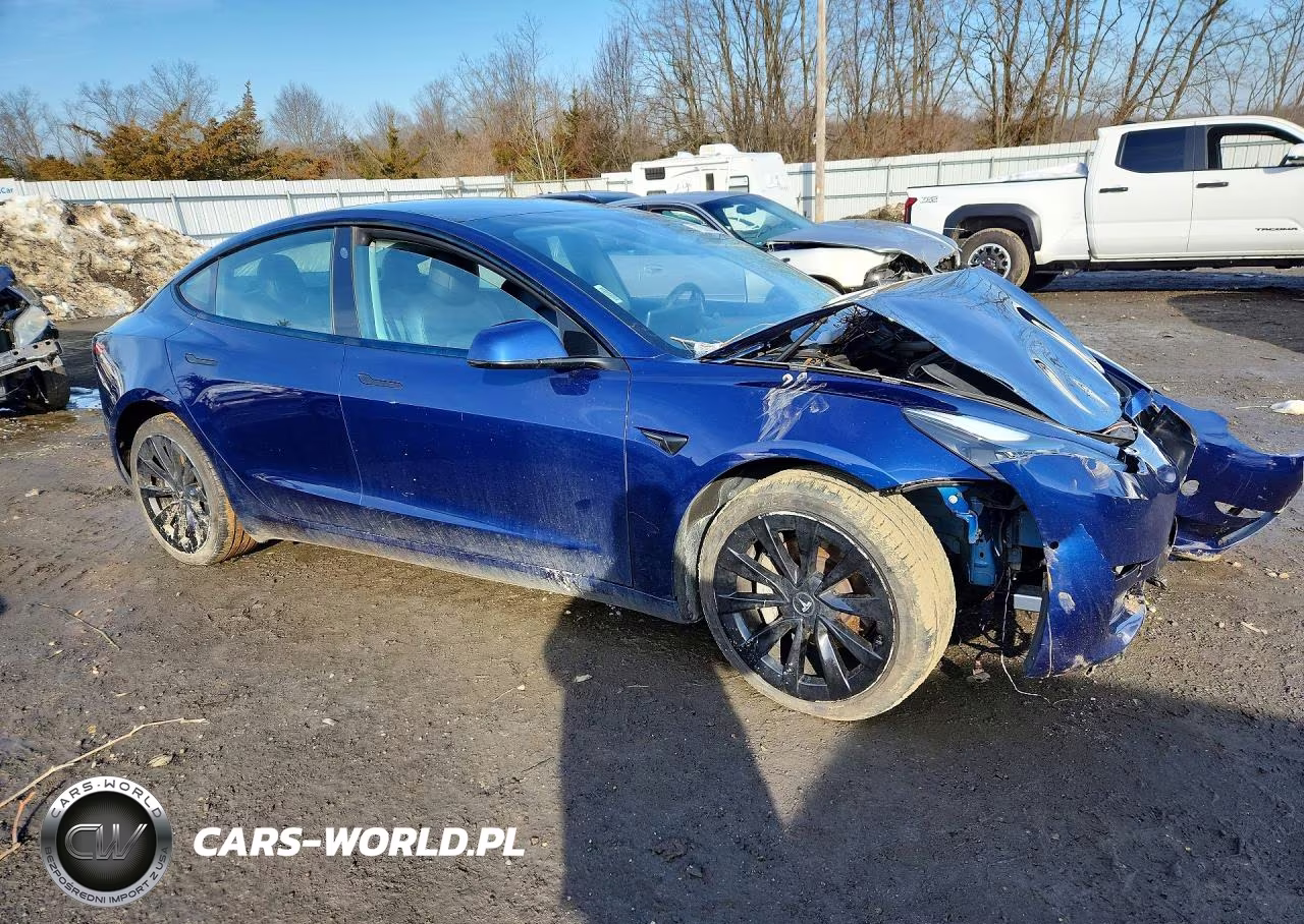 2022 Tesla Model 3 VIN:5YJ3E1EA5NF142696 - 4