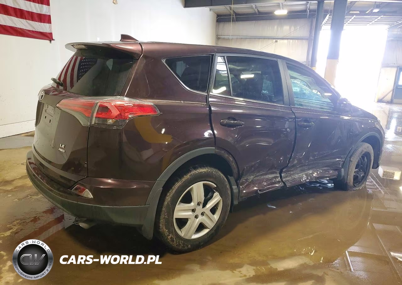 2018 Toyota Rav4 Le VIN:2T3BFREV3JW765328 - 3