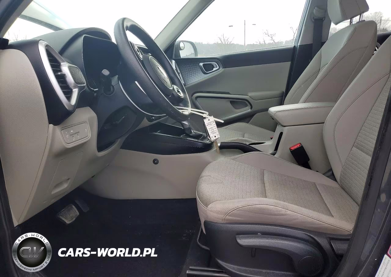 2020 Kia Soul S VIN:KNDJ23AU7L7093371 - 7