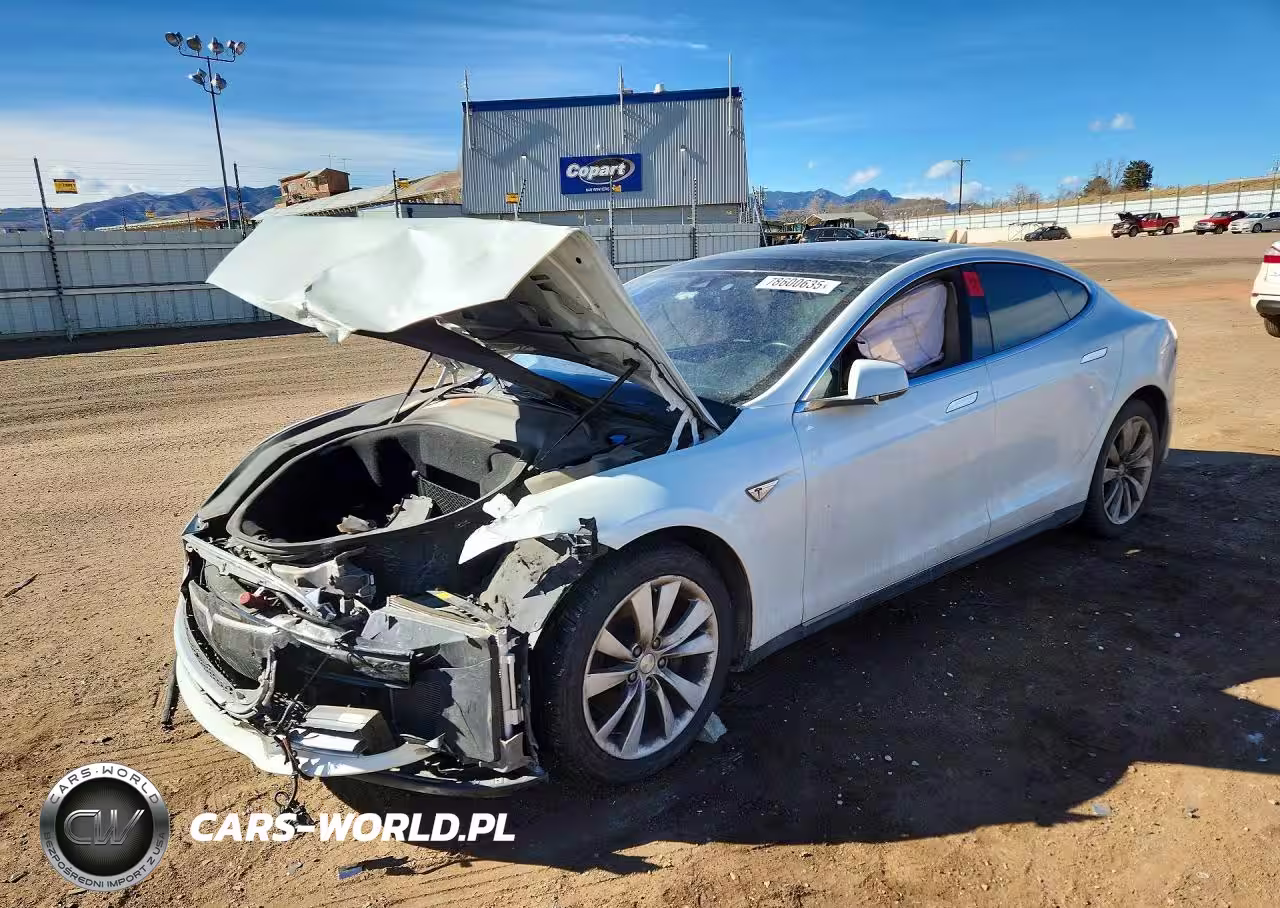 2015 Tesla Model S 85