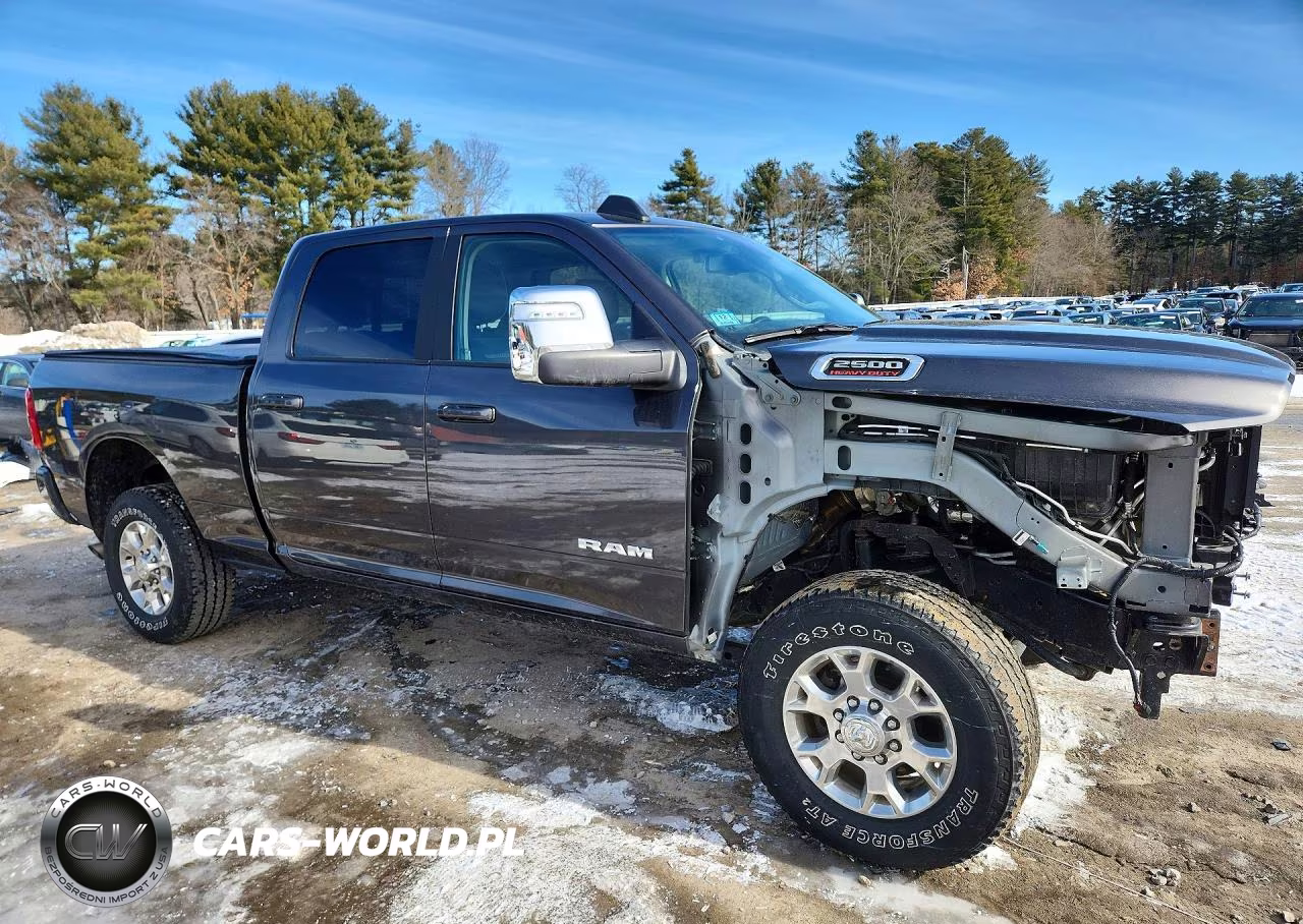 2024 Ram 2500 Laramie VIN:3C6UR5FL0RG355269 - 4